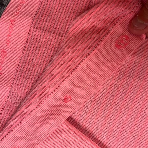 Lululemon Swiftly Tech Long Sleeve Thumb Hole Pink Striped Women's 6 Running - Picture 5 of 12